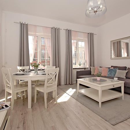 Apartament Kameralny Dluga 50 格但斯克 外观 照片