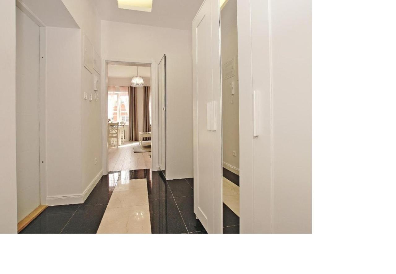 Apartament Kameralny Dluga 50 格但斯克 外观 照片