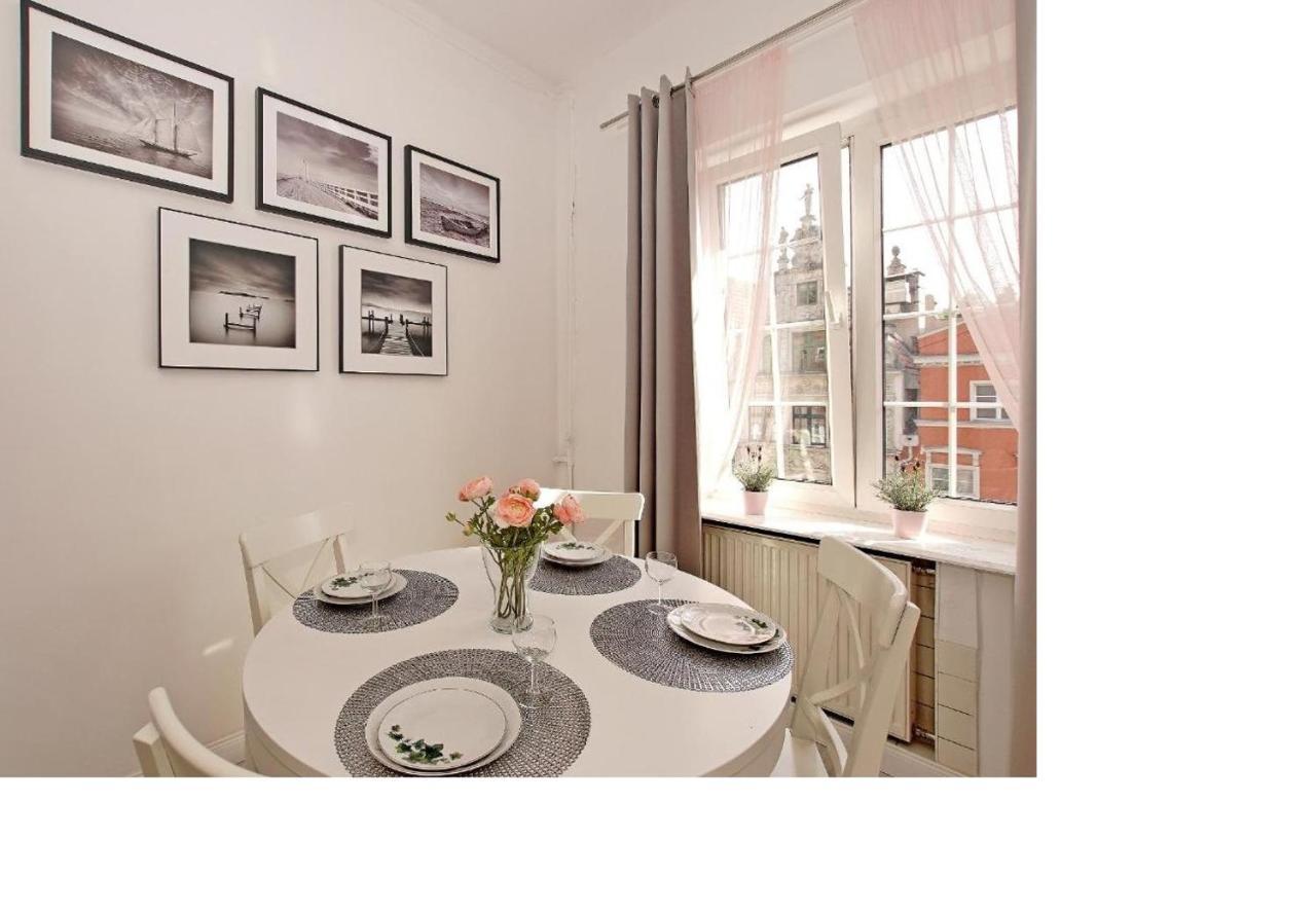 Apartament Kameralny Dluga 50 格但斯克 外观 照片